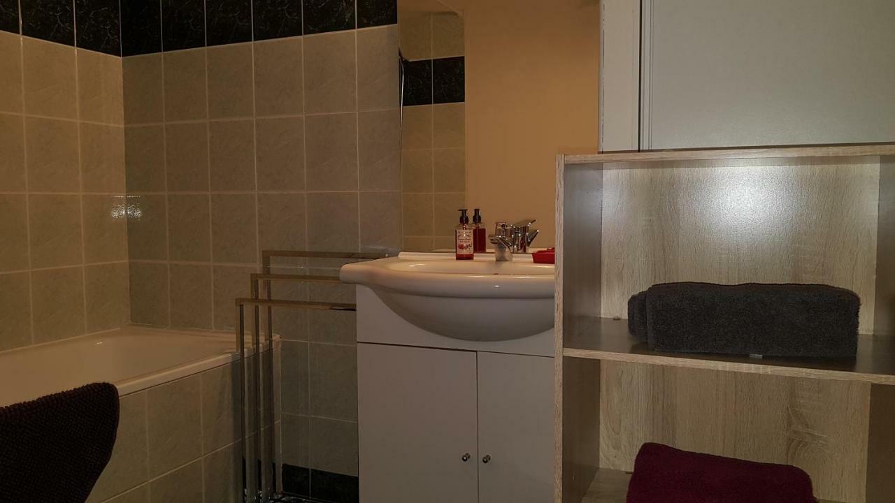 Appartement T3 A Belley Au Calme Avec Jardin Privatif Zewnętrze zdjęcie